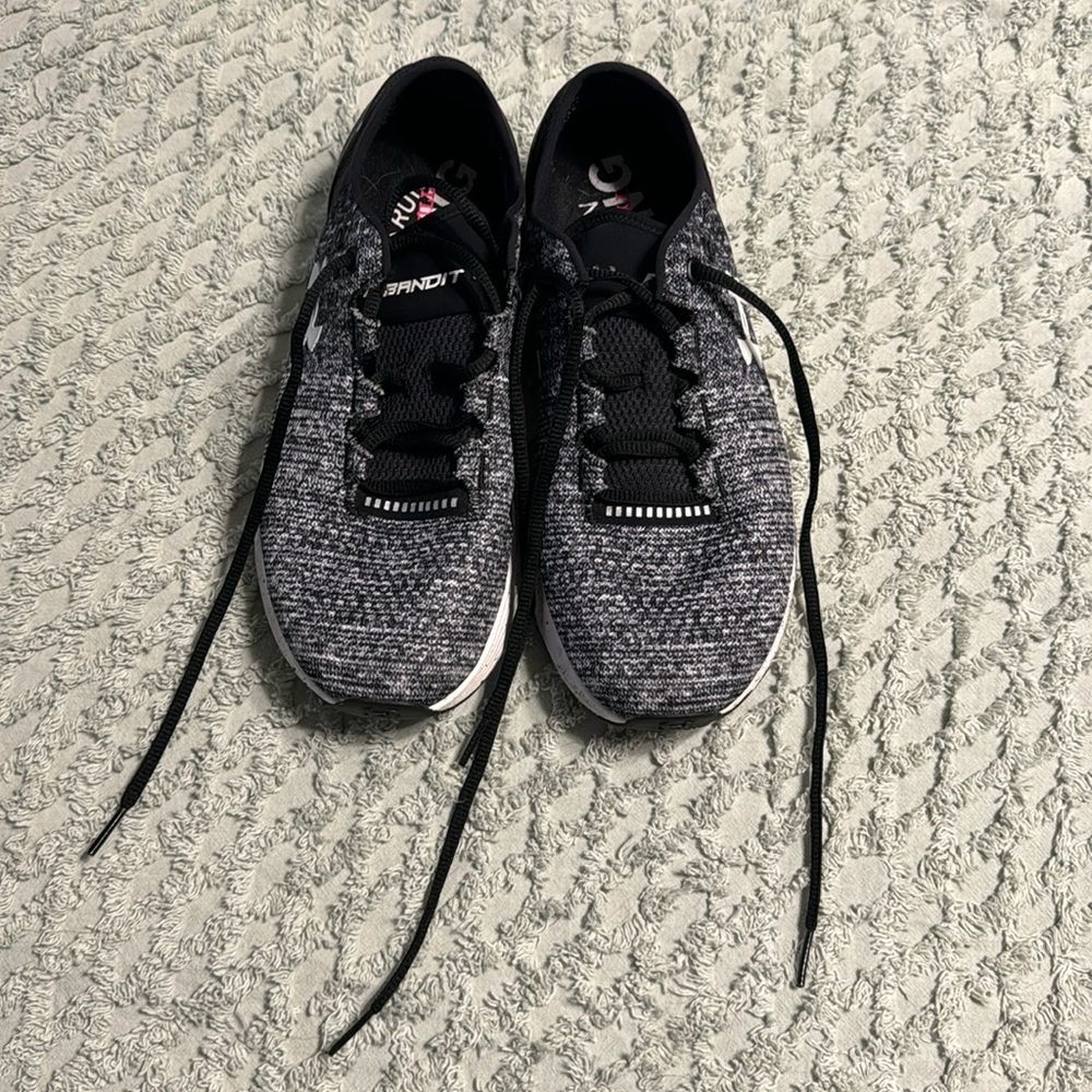 Under Armour Running Shoes, Size 9.5.